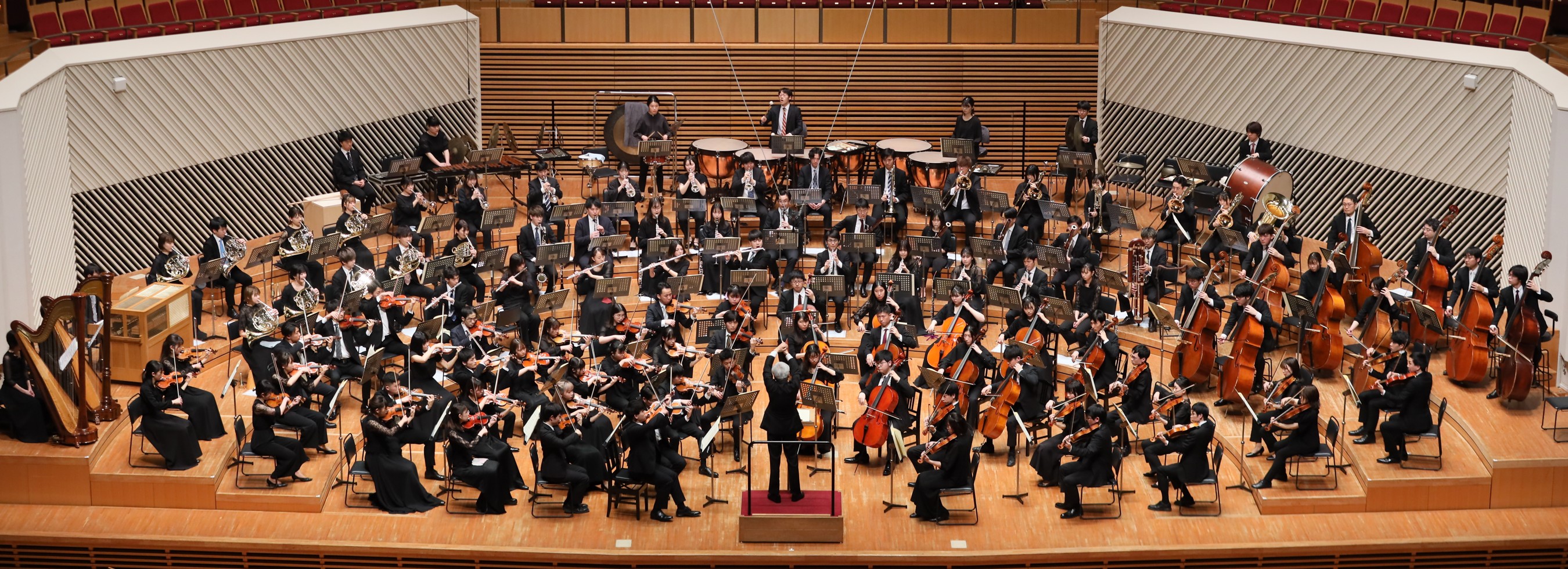 オーケストラの全体写真(第3回演奏会)
